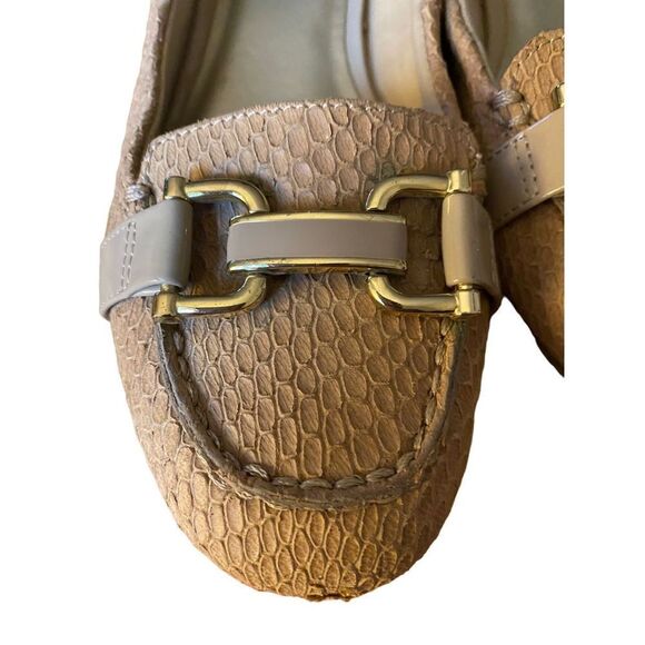 Kelly and Katie women’s casual slip on comfort loafers, 7.5. - Picture 4 of 7